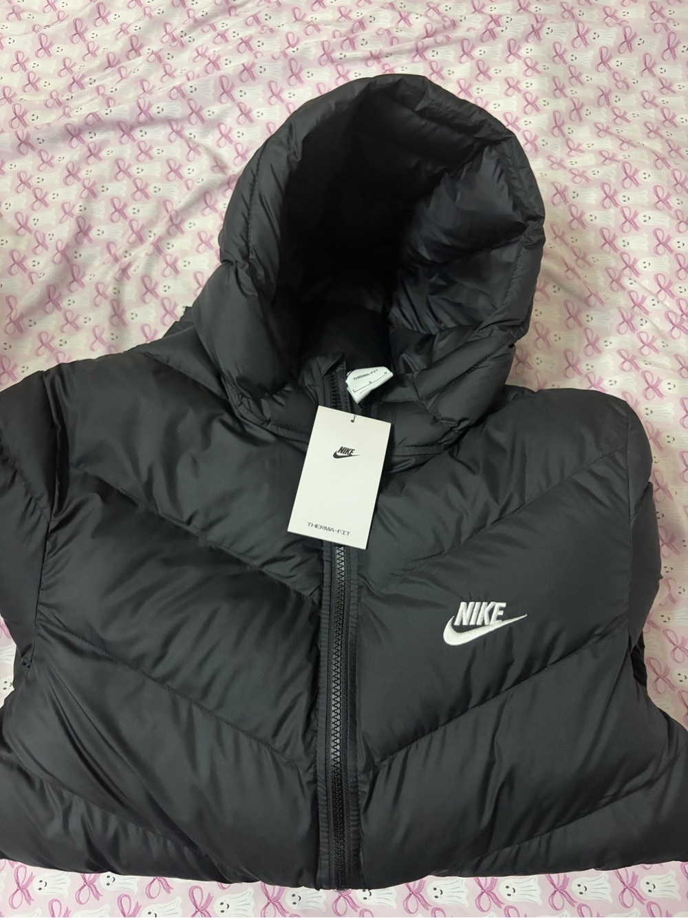 Nike Women's Black Quilted Puffer Jacket with Hood